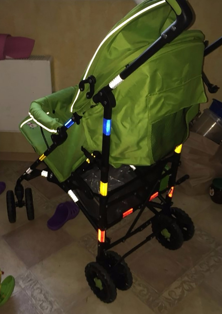 картинка Светоотражающая наклейка 5х30см, красно-белая 