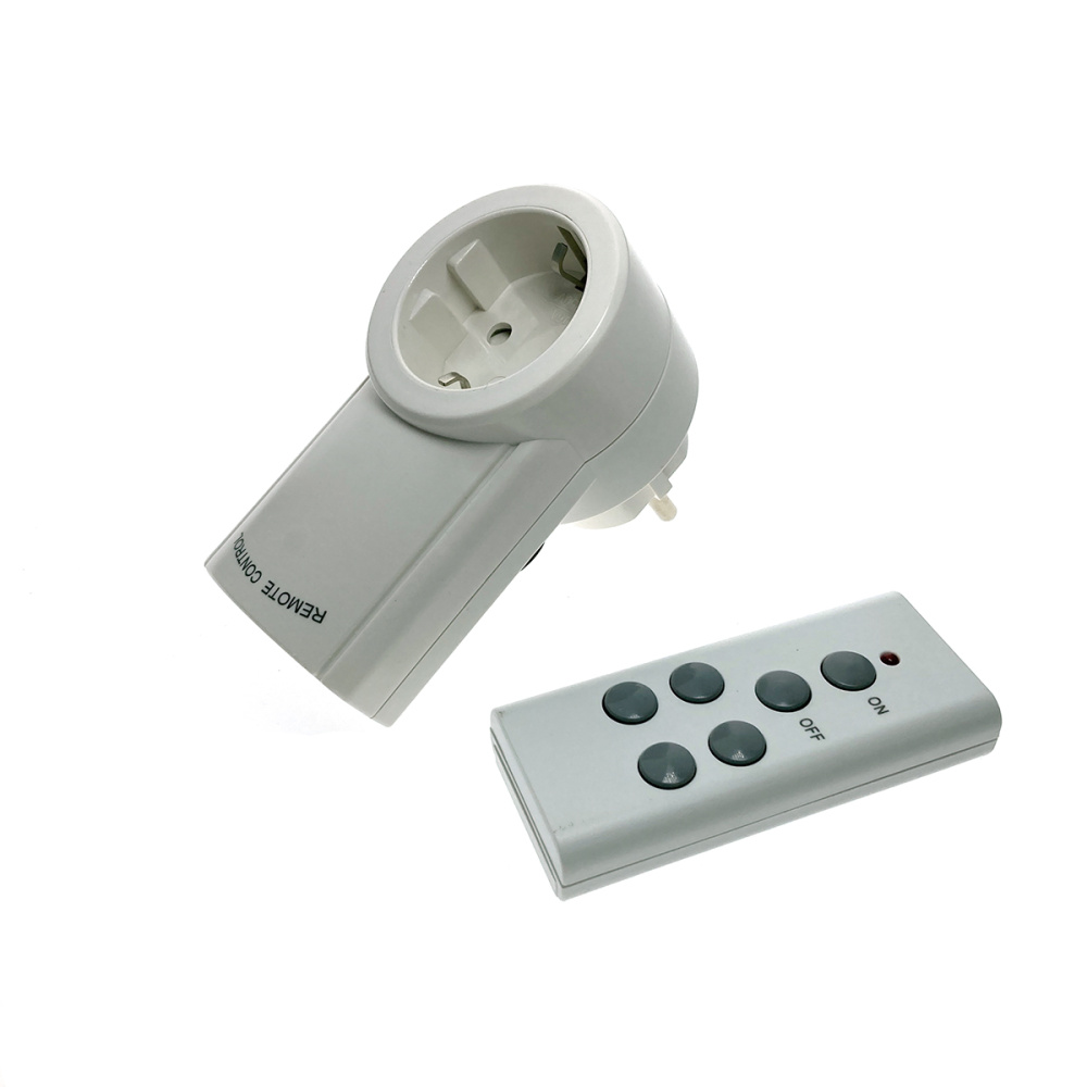 картинка Розетка с дистанционным пультом управления Espada RCS-10A 