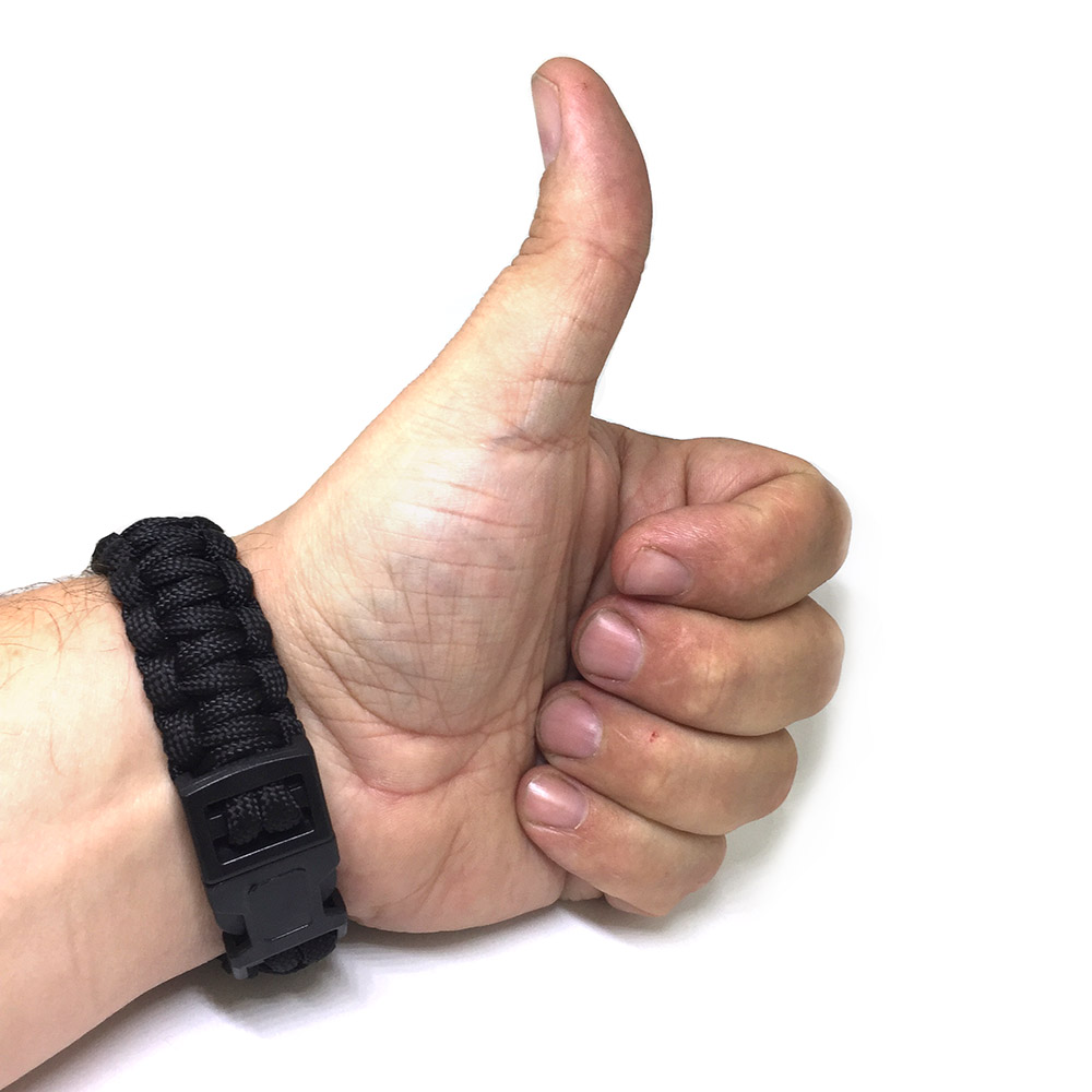 картинка Браслет из паракорда, цвет черный 